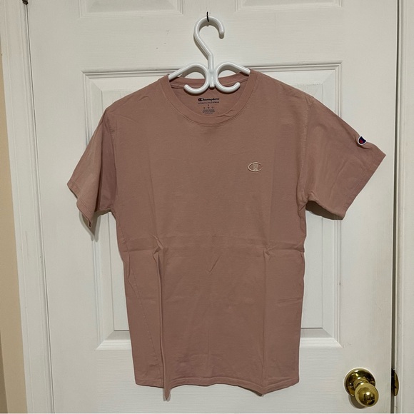 Champion Other - Champions Tshirt (Dark Pink)